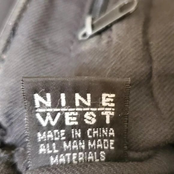 Vintage Nine West Women's Black Leather Cross-Body Bag - Picture 8 of 11